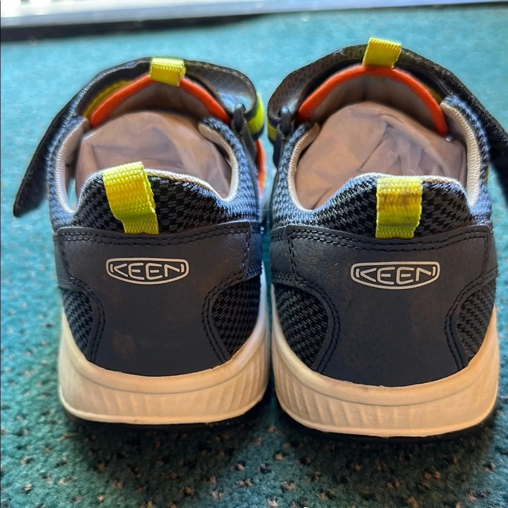 Brand New Keen Kids' Sneakers in Blue and Neon Yellow - Picture 4 of 5